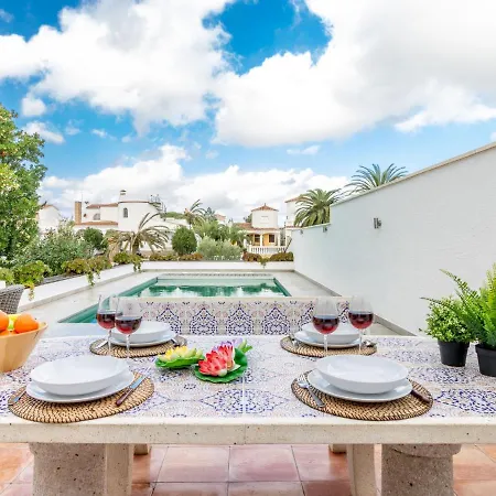 Tatil Evi Holiday Sunset By Interhome