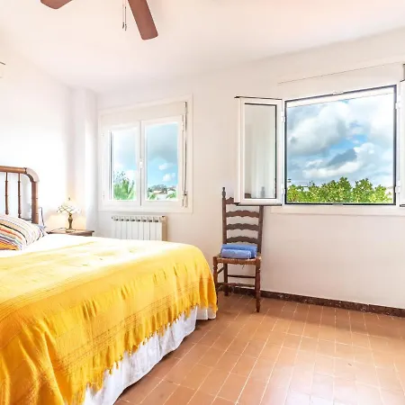 Holiday home Holiday Sunset By Interhome *